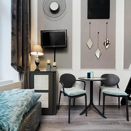 Modern - Old Town Apartament